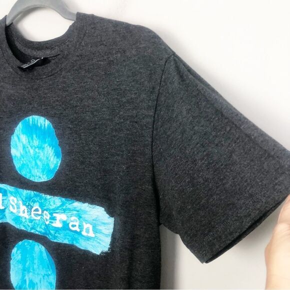 ED SHEERAN | 2018 Concert Tour Tee Dark Gray Atlanta Georgia Unisex Size Medium - Picture 2 of 8